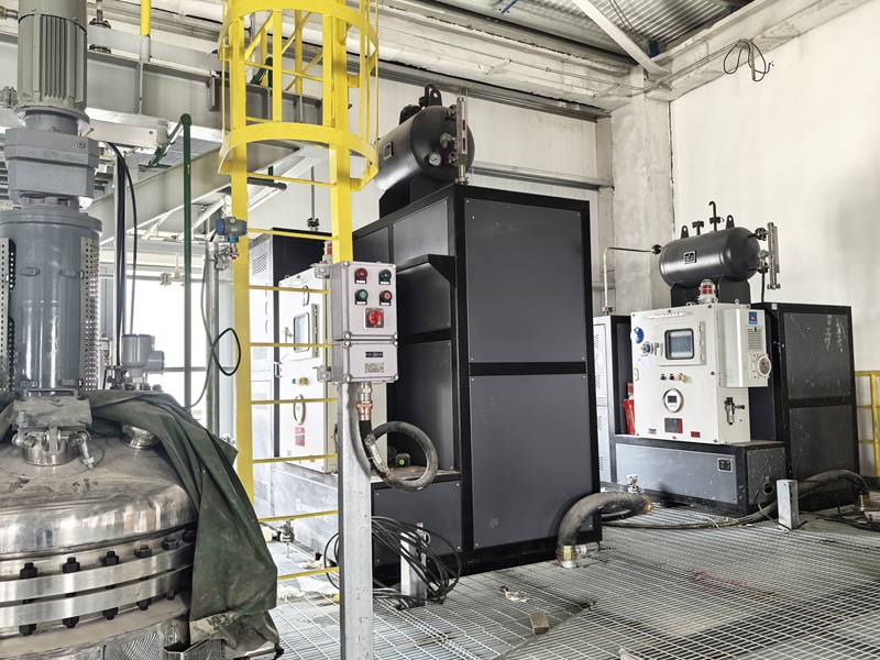 油田化學(xué)劑反應(yīng)釜防爆導(dǎo)熱油爐「歐能機械」