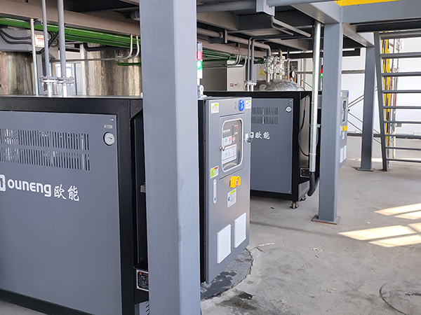 硅油生產多環(huán)節(jié)反應釜加溫模溫機